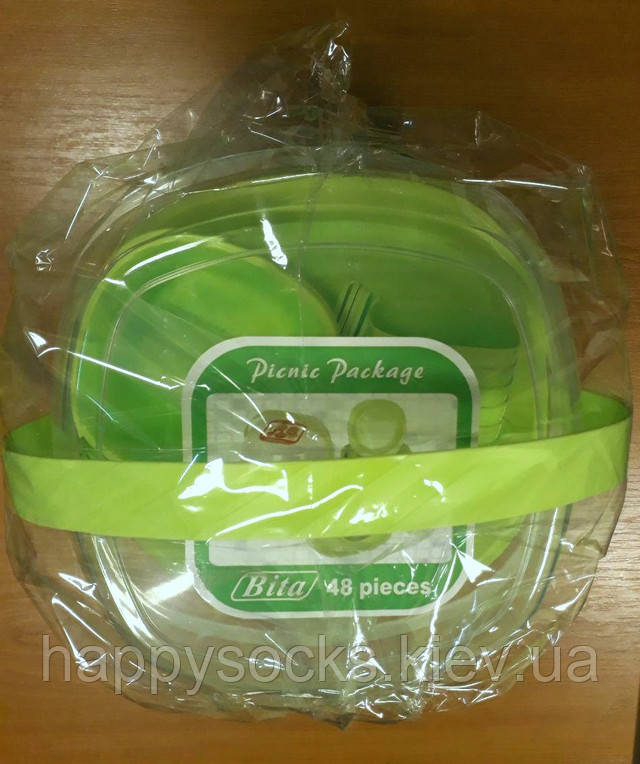 Пластиковий набір посуду для пікніка на 6 персон