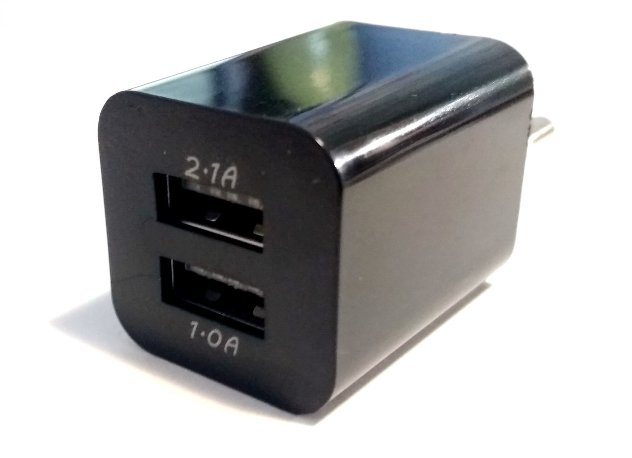 Мережевий адаптер на 2 USB порти 220v, універсальний зарядний пристрій, колір чорний