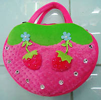 Сумочка дитяча тканинна з полуничками