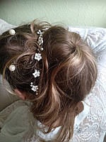 Весільна гілочка з квітами і перлами для весільних зачісок
