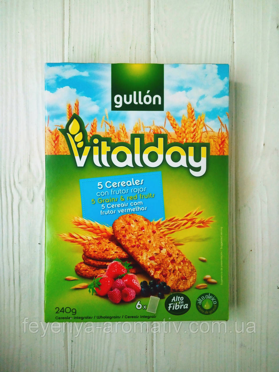 Злакове печиво з ягодами Gullon Vitalday Desayuno Frurtos Rojos 240г (Іспанія)