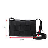 Сумка клатч жіноча стильна плетені модна. Сумочка трендова з плетінням (рожева), фото 6