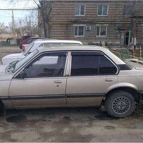 Дефлектори вікон вітровики Опель Аскона З Opel Ascona C 81-88  КТ (Накладні)