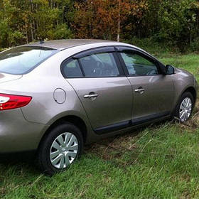 Дефлектори вікон вітровики Рено флюенсу Renault Fluence 09-  КТ (Накладні)