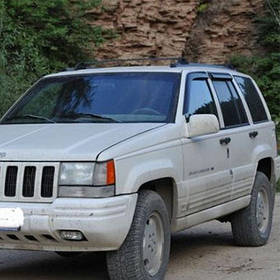 Дефлекторы окон ветровики Джип Гранд Чероки (ЗДж) Jeep Grand Cherokee (ZJ) 93-98  КТ (Накладные)