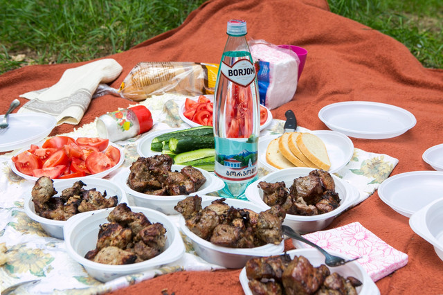 одноразовая посуда фото