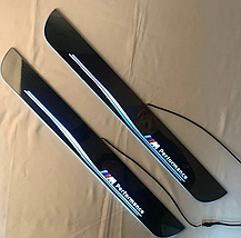 Накладки на пороги BMW M Performance 2, 3, X1, X2 серії Travel Edition ( з підсвічуванням ), 2 штуки, фото 3