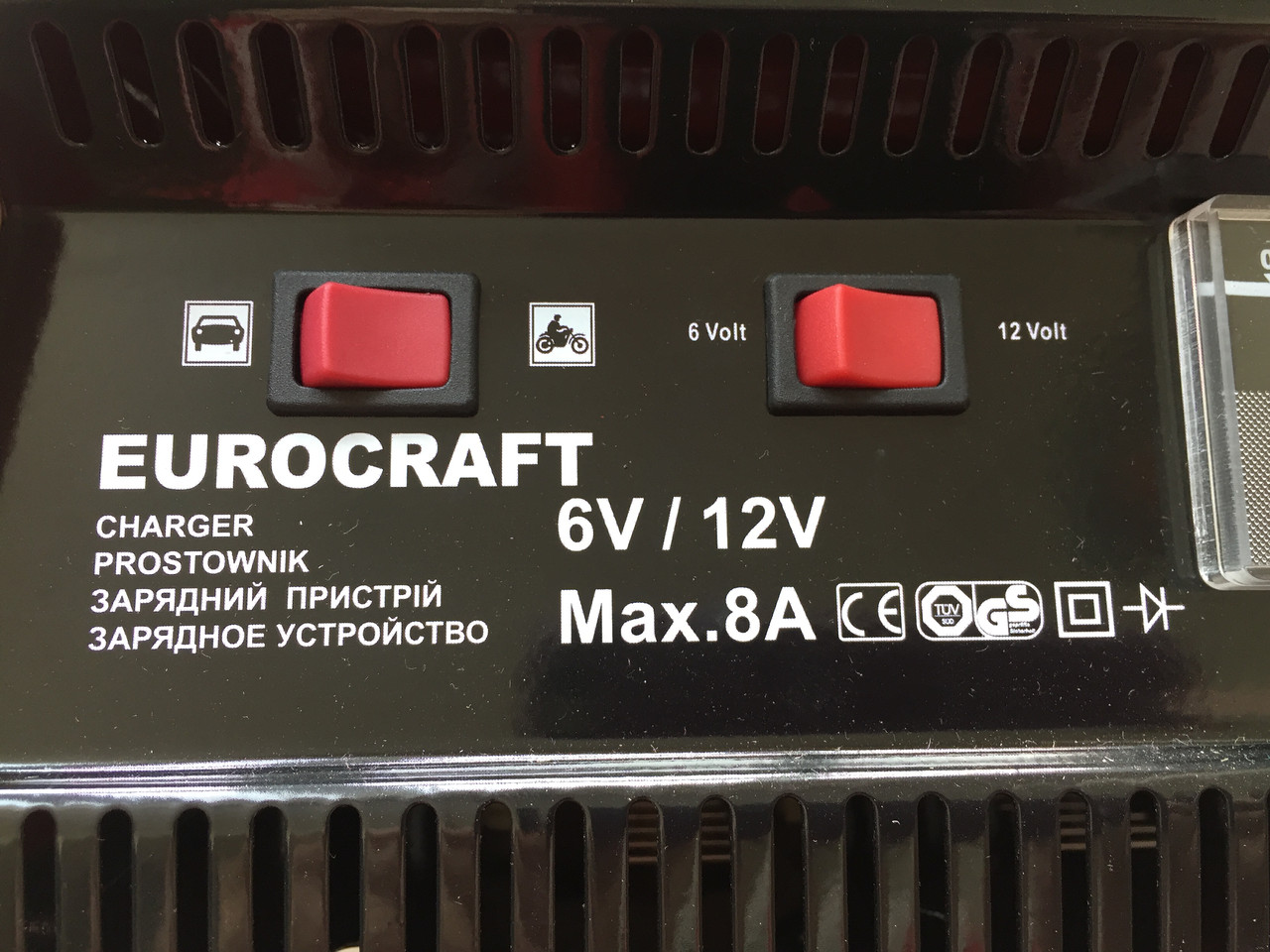 Автомобильное зарядное устройство Euro Craft СС12-6 ( 6-12В ) - фото 5 - id-p1194300470