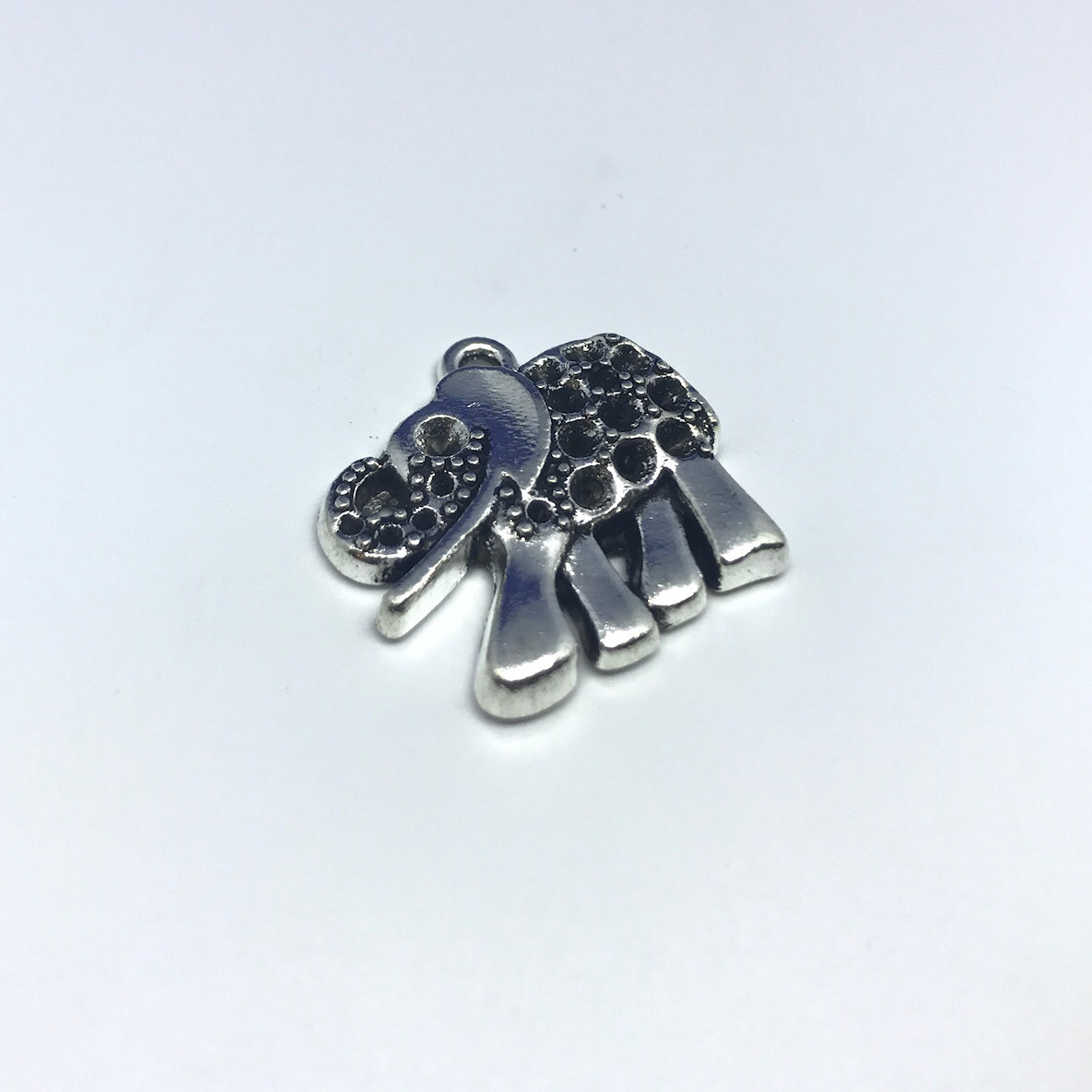 Красива підвіска для браслетів і сережок кольору античне срібло Слон Кулон металевий 22х21мм для прикрас