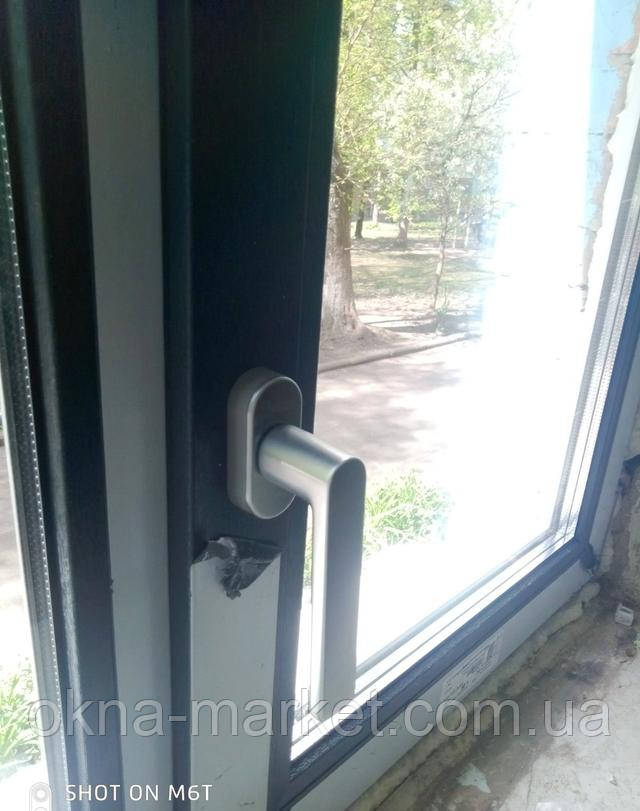 Ламіновані вікна Rehau