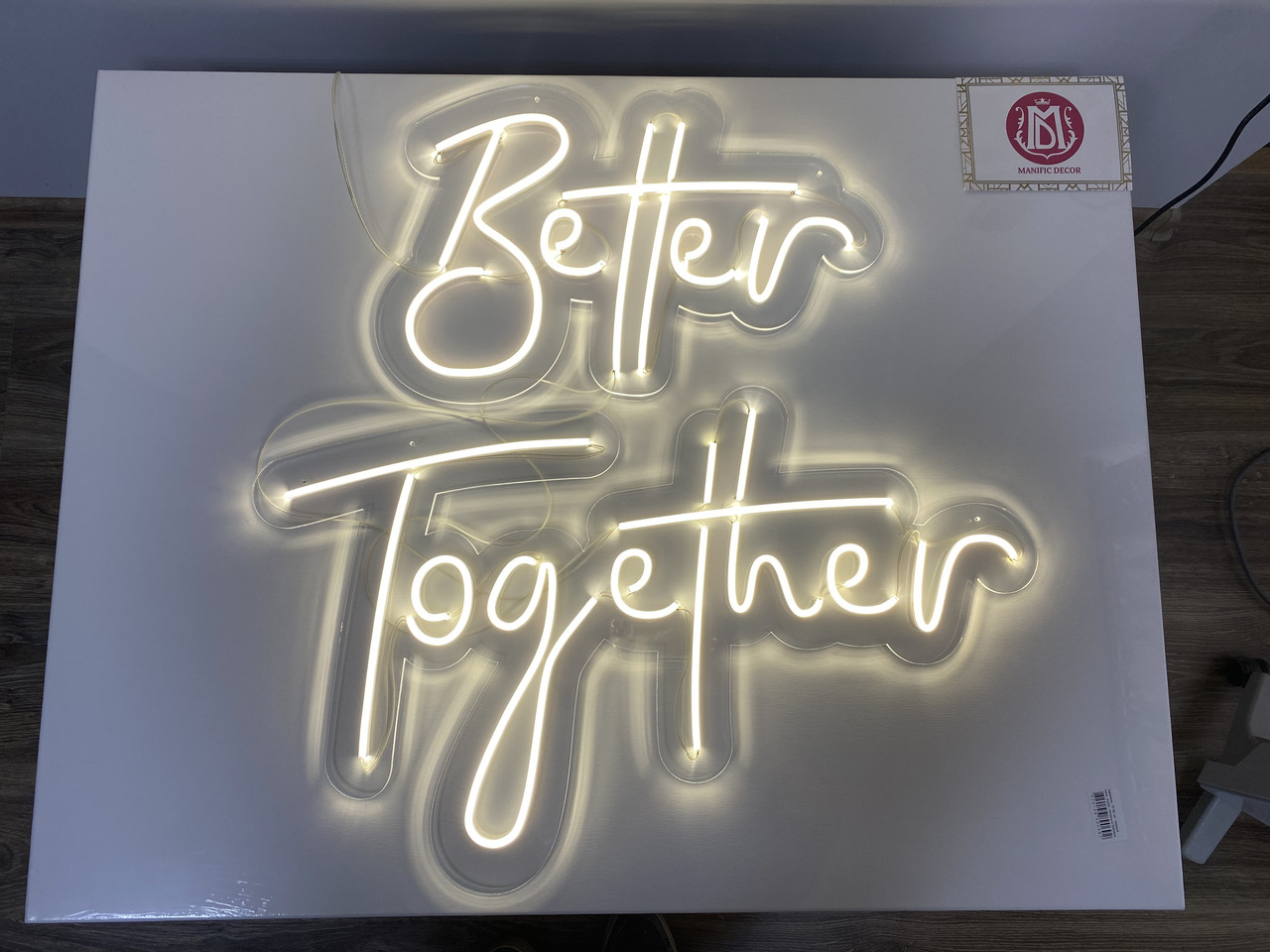 Неоновий напис "Better Together" на весілля на акриловій основі на замовлення Manific Decor