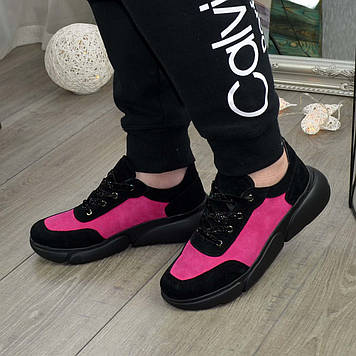 Кросівки жіночі замшеві на шнурівці, колір чорний/фуксія. 37 розмір