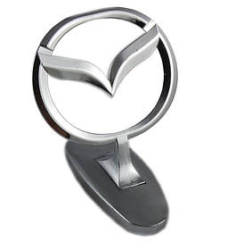 Приціл емблему на капот Mazda хром