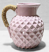 Ваза керамическая в форме кувшина с джутовой ручкой, 19см, цвет - песочный розовый (733-243)