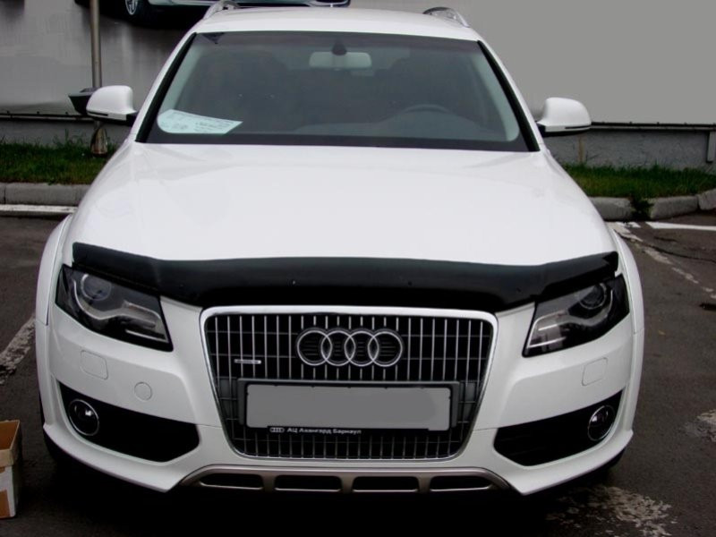 Дефлектор капоту (Мухобійка) Audi Q5 2008-2012 (SIM)