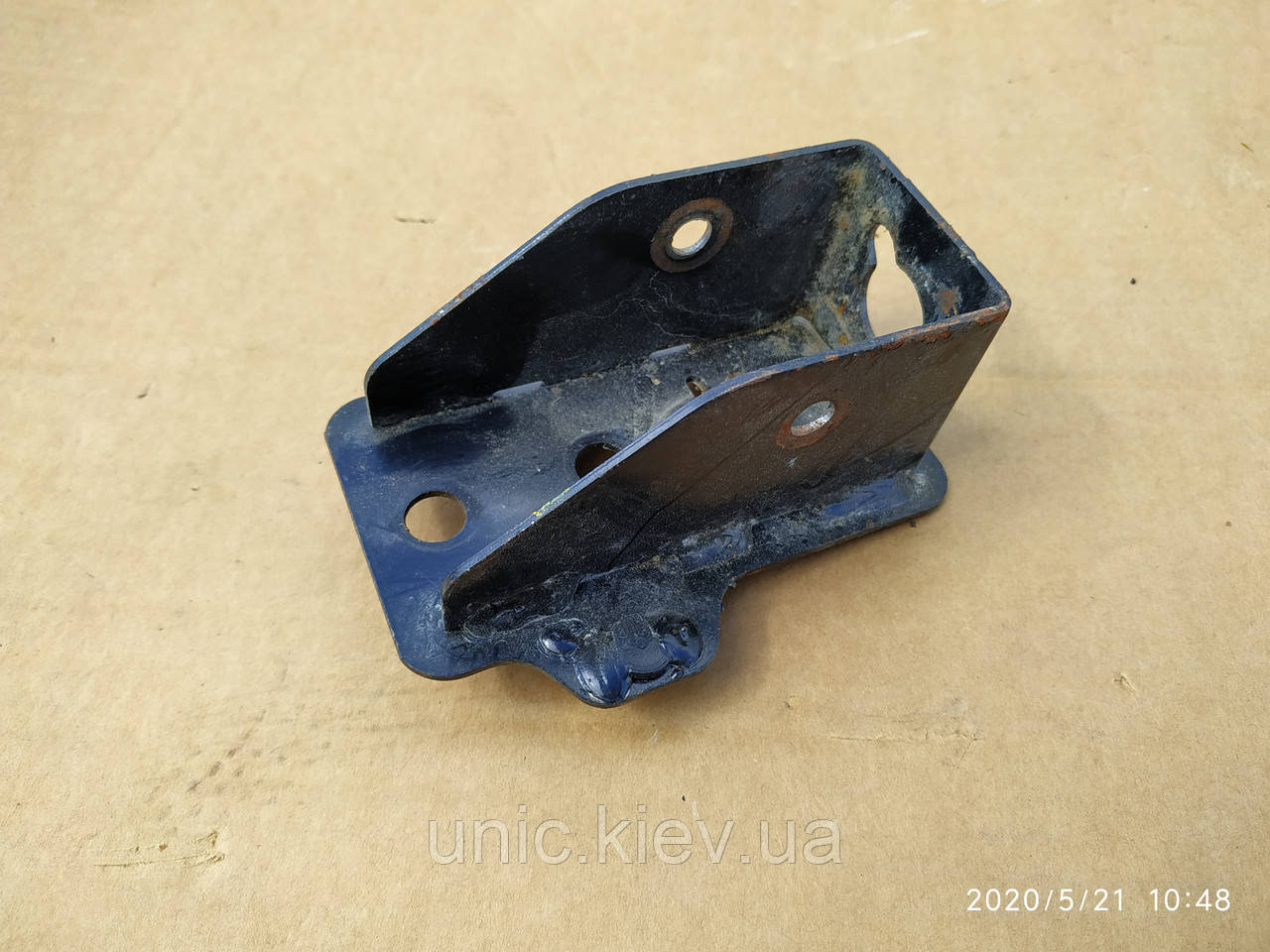 Кронштейн крепления заднего сидения Рено Канго 2 б/у: продажа, цена в ...