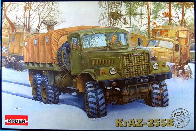 Сборная модель советского грузового автомобиля КрАЗ-255Б. 1/35 RODEN 805 - фото 1 - id-p1195157178