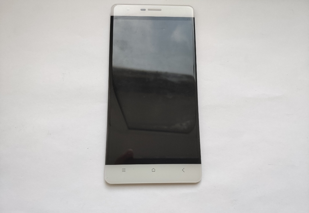 Модуль (дисплей+сенсор) для oukitel k4000 lite Білий (не працює сенсор)