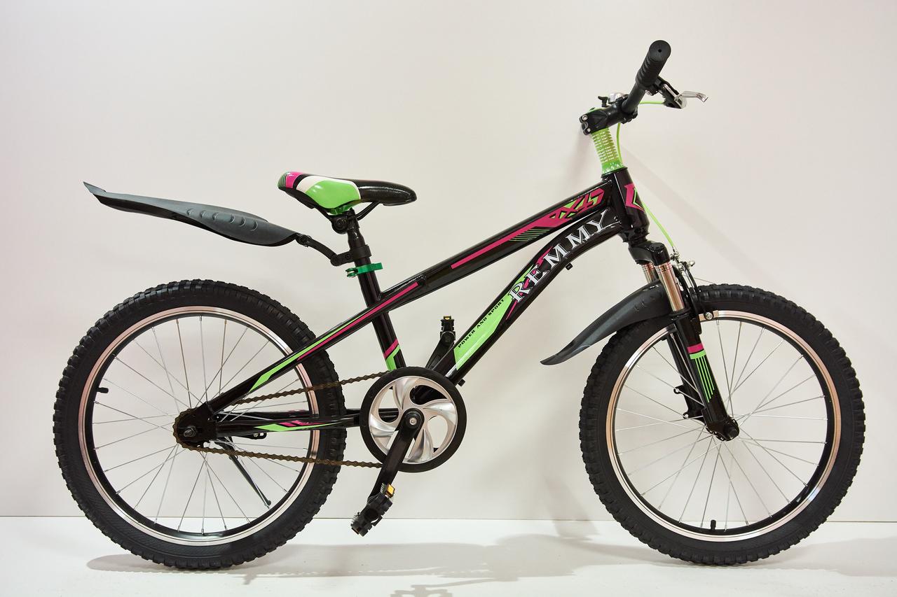 Велосипед 20"- Remmy GRAVITI рама 10.5" чорно-фіолетовий (м)
