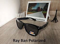 Сонцезахисні окуляри з поляризацією Ray Ban Wayfarer — глянсова оправа
