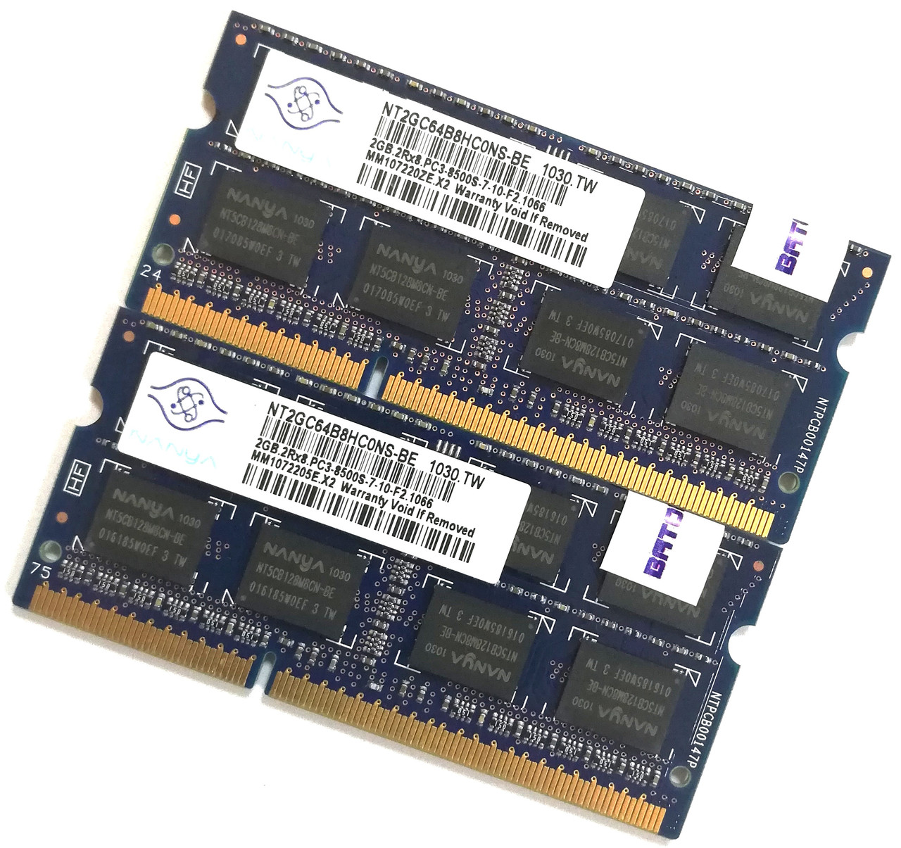 Пара оперативної пам'яті для ноутбука Nanya DDR3 4Gb (2Gb+2Gb) 1066MHz 8500S 2R8 CL7 (NT2GC64B8HC0NS-BE) Б/В