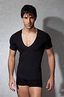 Мужская черная футболка с глубоким вырезом горловины Doreanse 2820 black