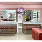 Гримерный стіл для візажиста з високим дзеркалом на металевих ногах, гримерна станція, колір - білий, фото 5