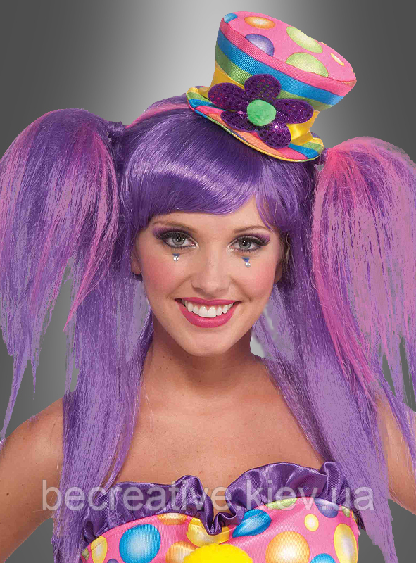 Маленький циліндр для яскравого костюма клоуна