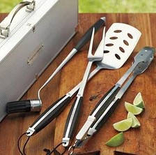 Набори та приладдя для гриля і тандира