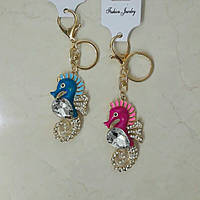 Брелок на ключі морський коник зі стразами