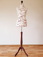 Манекен жіночий кравецький (кравецькі) демонстраційний на дерев'яна яній підставці