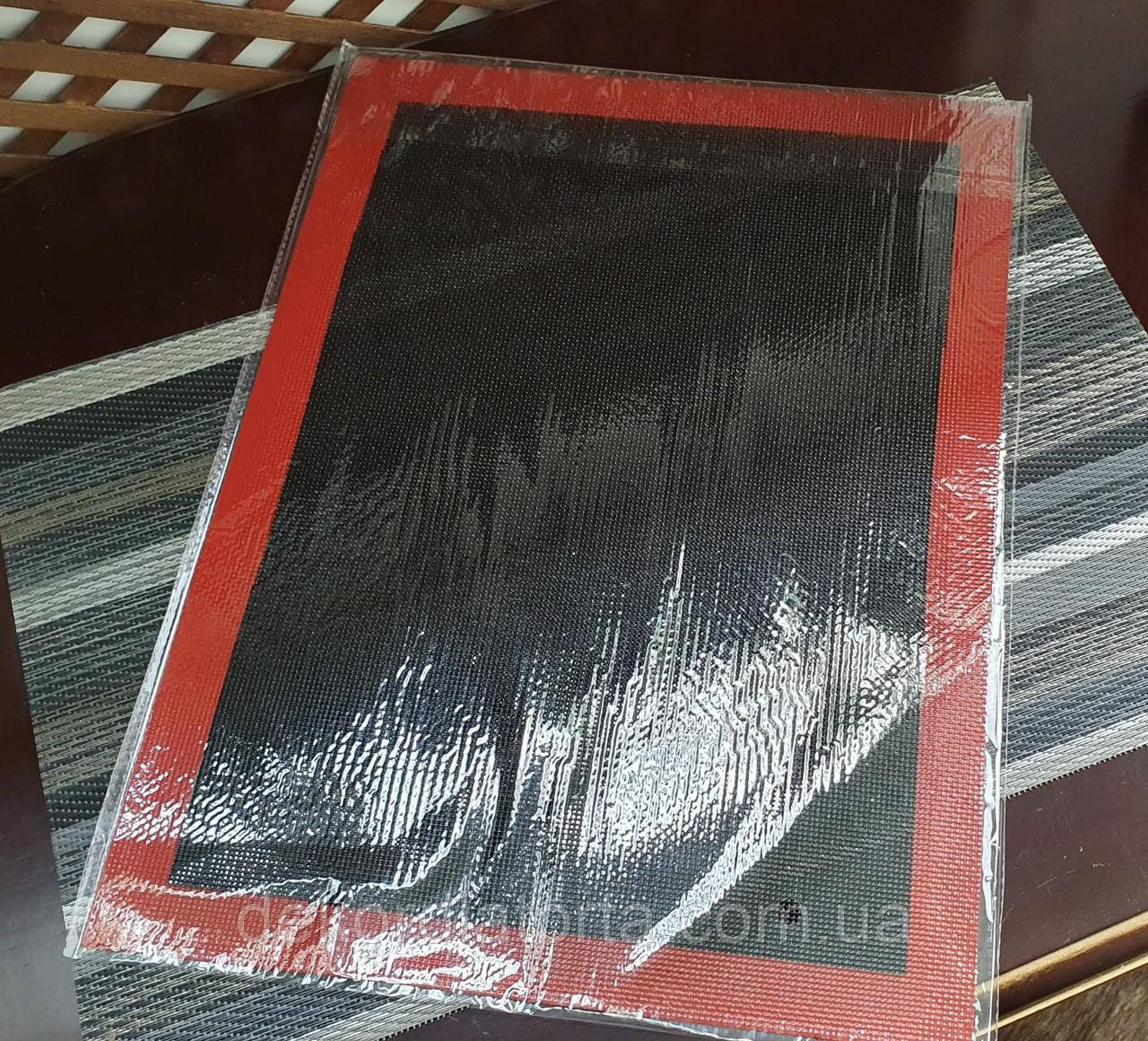 Килимок перфорований силіконовий 30*40