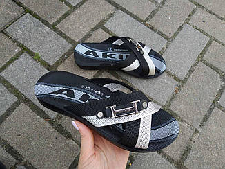 Чоловічі шльопанці пляжні оптом