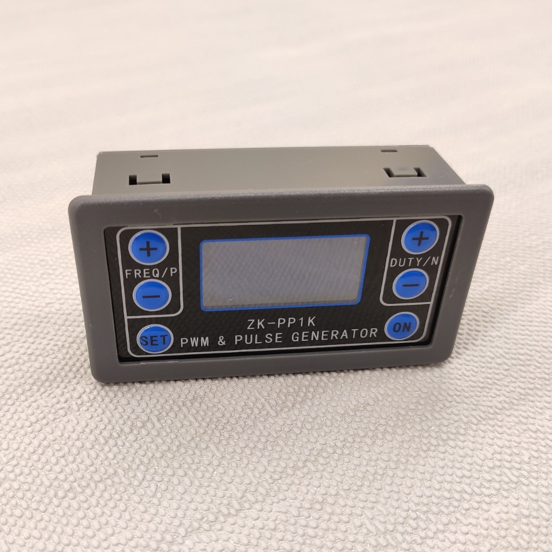 Генератор імпульсних прямокутних сигналів ZK-PP1K