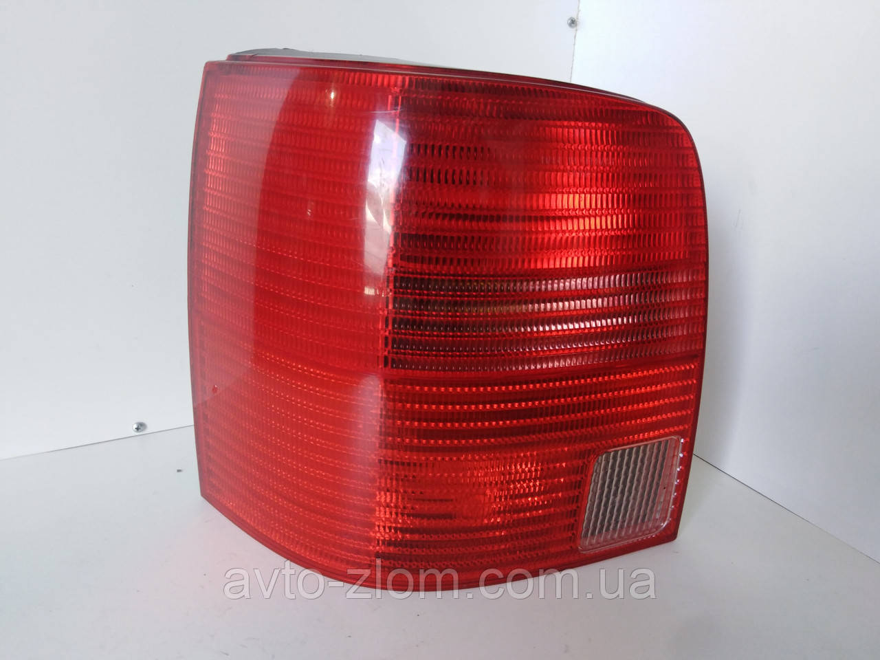 Ліхтар задній лівий Volkswagen Passat B5, Пассат Б5. 1996 - 2001. Універсал. 3B9945111F., фото 1