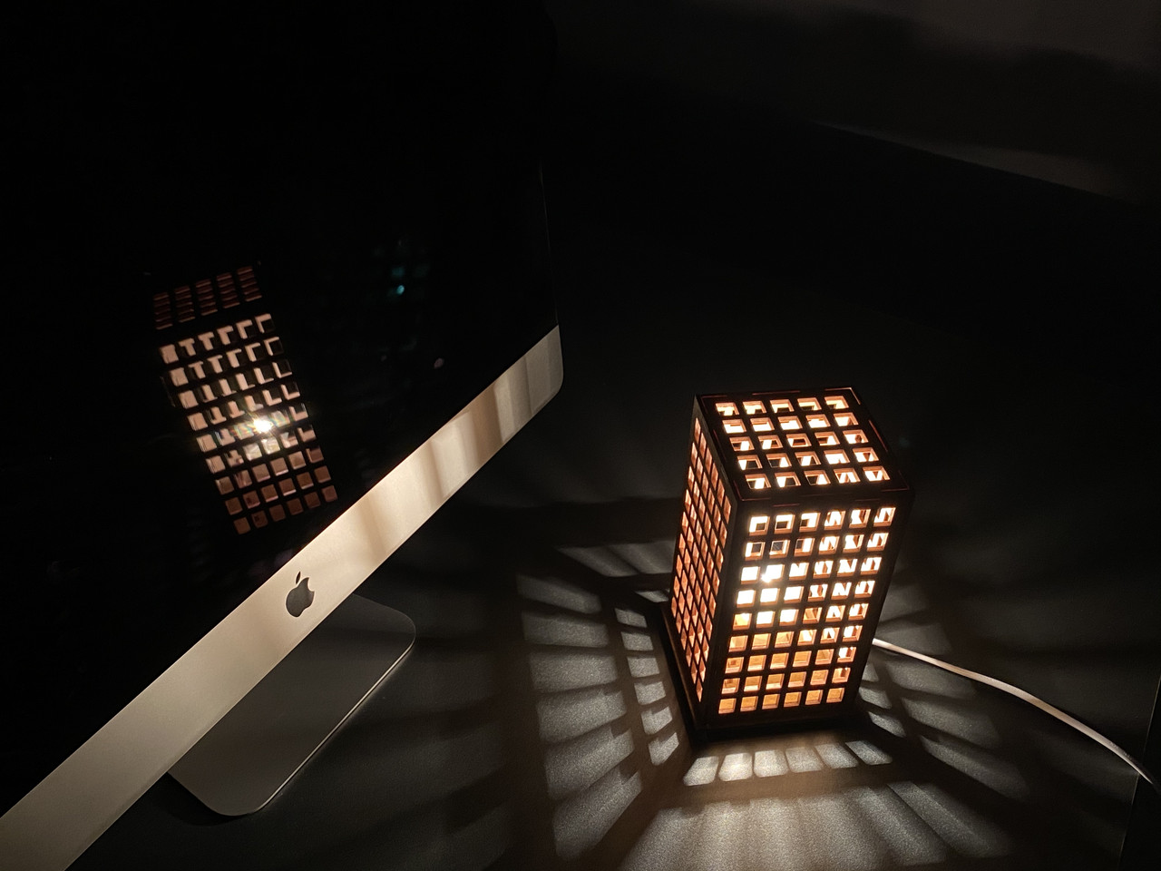 Декоративний нічник з дерева "Квадрат". Колір "горіх"., фото 1