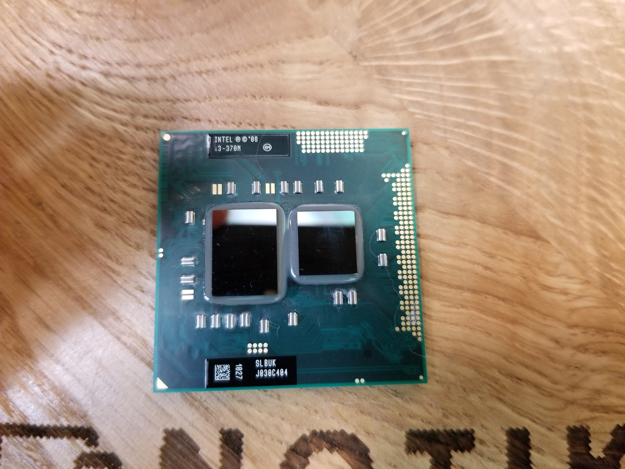 Процесор Intel i3-370m