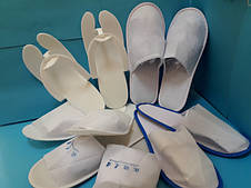 Одноразові тапочки