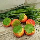 Штучні помідорчики з пінопласта d-3.5см, 6 шт\уп., 25/20 (ціна за 1 шт.+5 грн.), фото 3