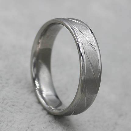 Кольцо серебристое из ювелирной медицинской стали от Stainless Steel марка 316 L ширина 7 мм нарезка, фото 1