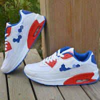 Стильні кросівки білі