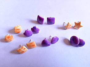 Сережки пластикові, пусети "Мікс" Колір бузок, жовтогарячий 6 пар