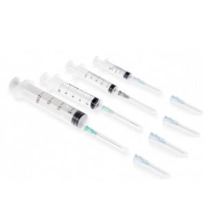 Шприц Medicare 5 мл 3-компонентний, З ДВУМЮ ІГЛАМИ (0,6х32 і 0,7х38 мм)