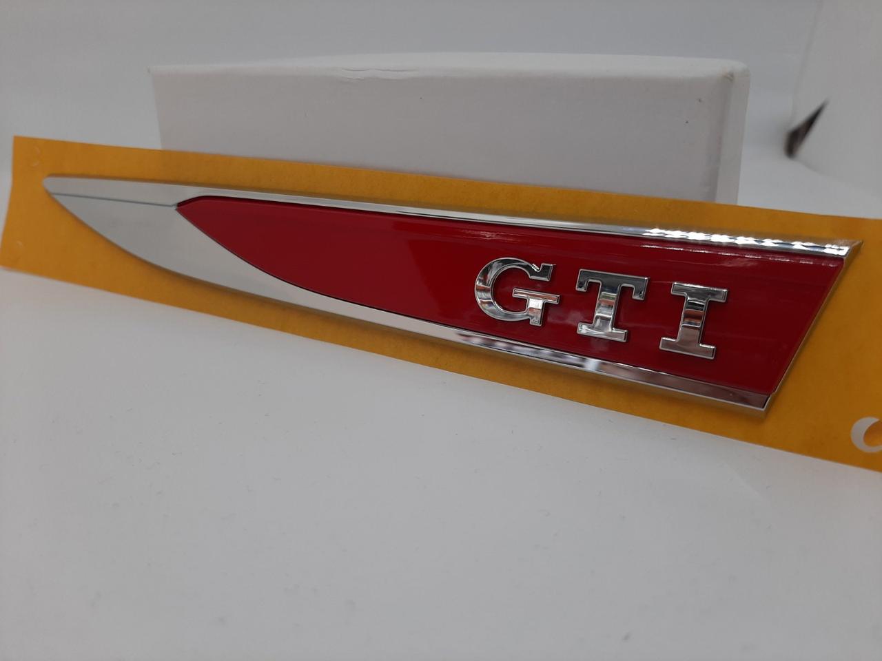 Емблема, логотип напис на крило "GTI" : комплект 2шт Оригінал!