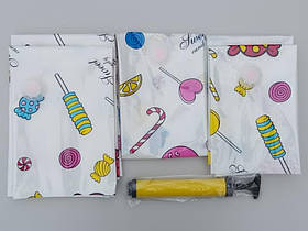 Набір вакуумних пакетів з малюнком з 5 штук і насосом ( 3 різних розміру) для пакування і зберігання одягу.