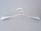 Плічка вішалки тремпеля металевий в силіконовому покритті широкий білого кольору, довжина 39 см, фото 3