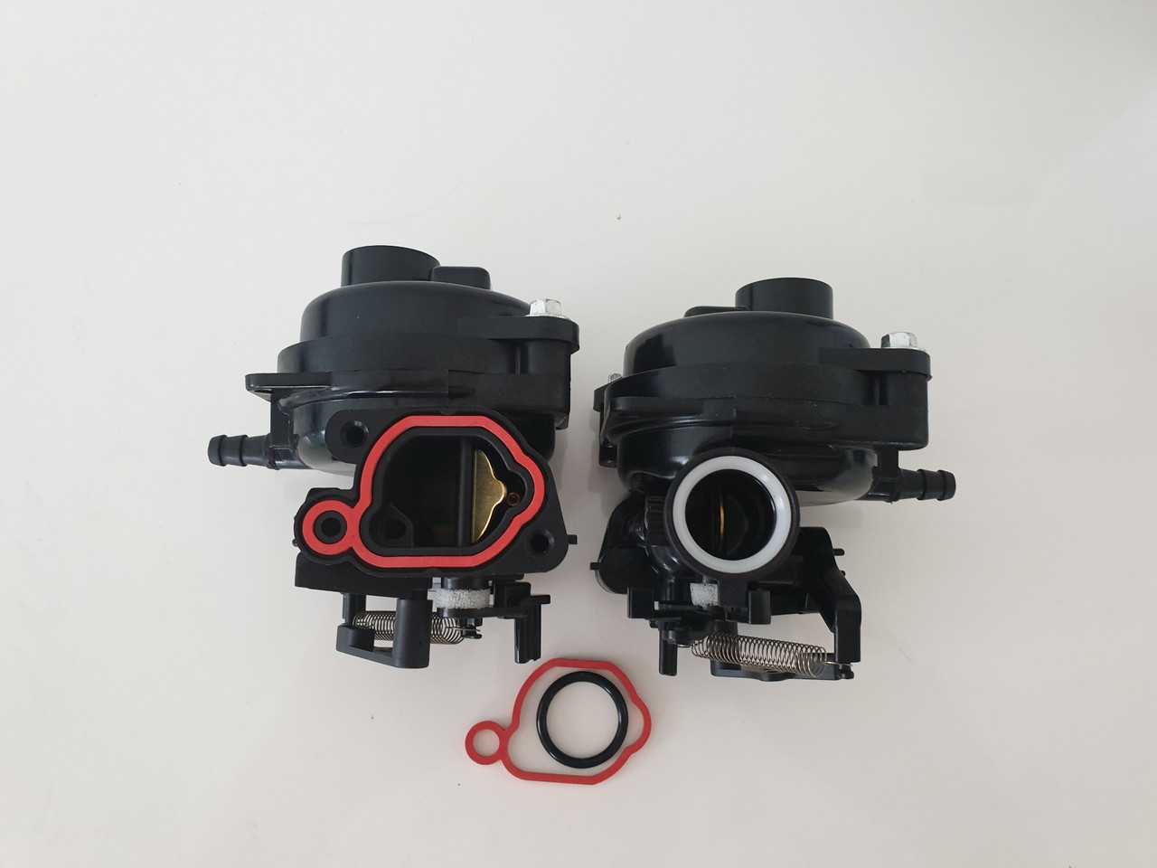 Briggs&Sttratton Карбюратор 799584