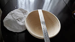 Розстоєчна форма з ротангу на 0,75-1 кг, діаметр 22 см, з тканинним чохлом