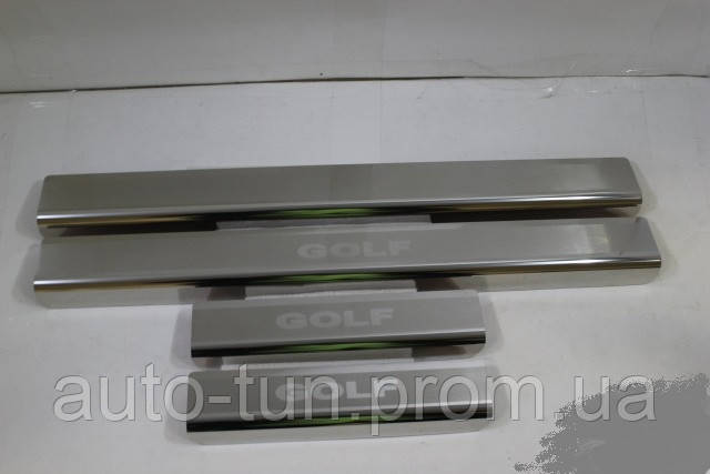 Накладки на пороги з неіржавкої сталі для Volkswagen Golf VII 2012-