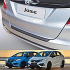 Пластикова захисна накладка на задній бампер для Honda Jazz / Fit (GK) Mk3 LIFT 2017-2020